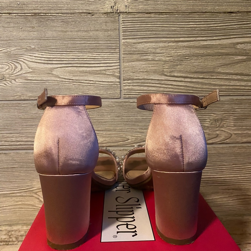 Worn once, rose gold, size 7